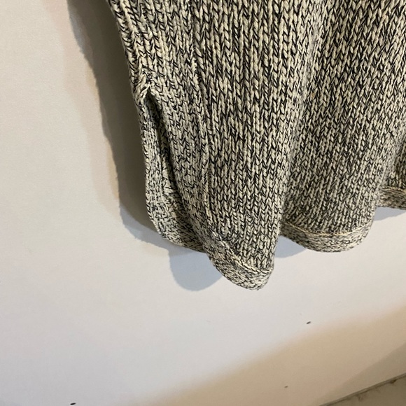 Women’s knit sweater - Picture 2 of 4